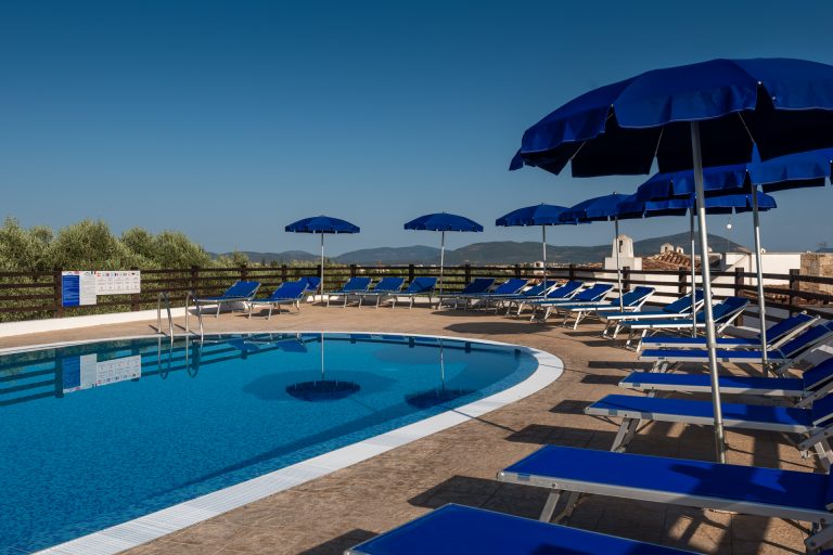 Pool 4