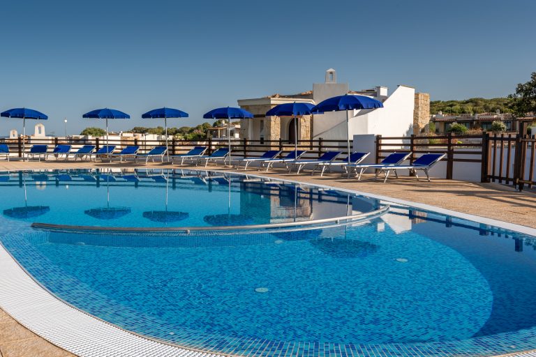 Pool 8