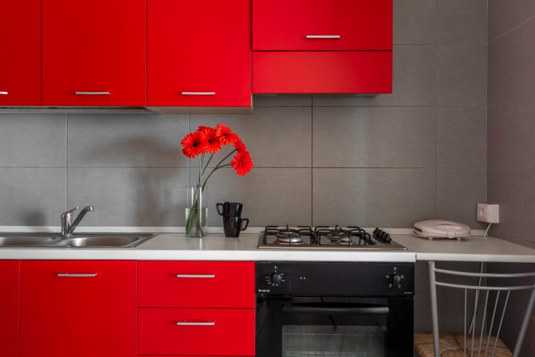 R3C2 kitchen 2